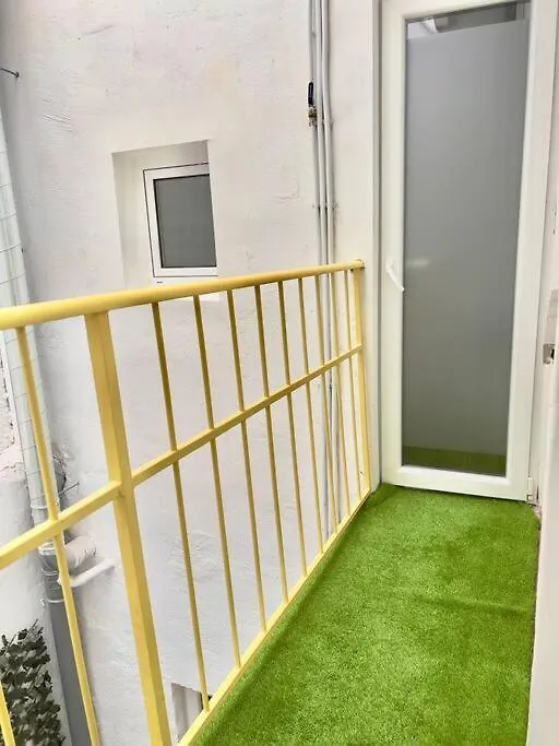 Apartment Comodo Apartamento En Badalona